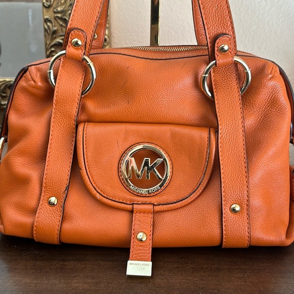 Michael Kors Orange Shoulder Bag - Picture 1 of 13
